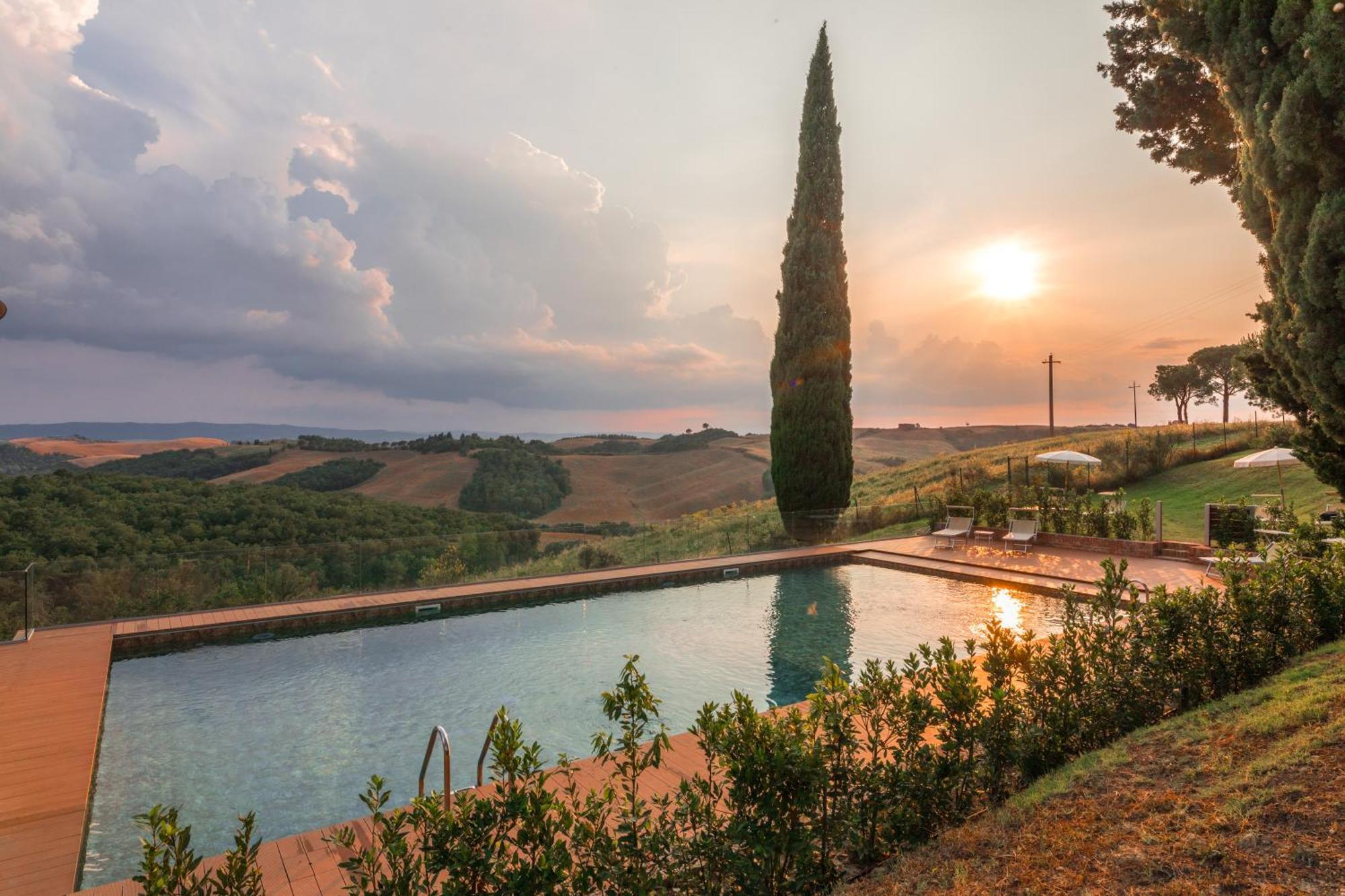 Villa Agriturismo Tenuta La Campana Asciano Exterior photo